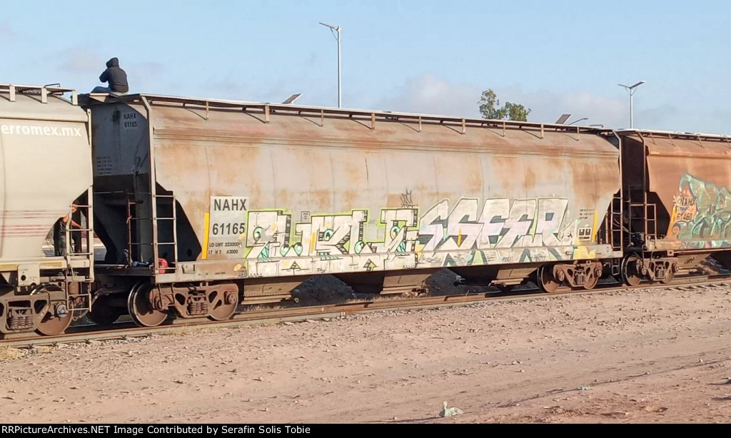 NAHX 61165 Con Grafiti 